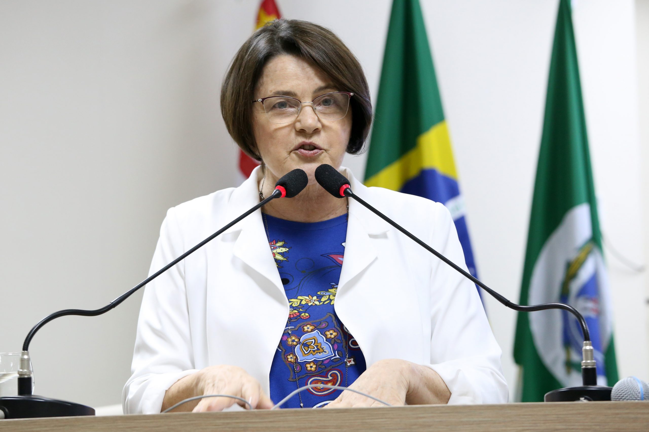 Cobrança de “Zona Azul” durante quarentena é questionada por vereadora